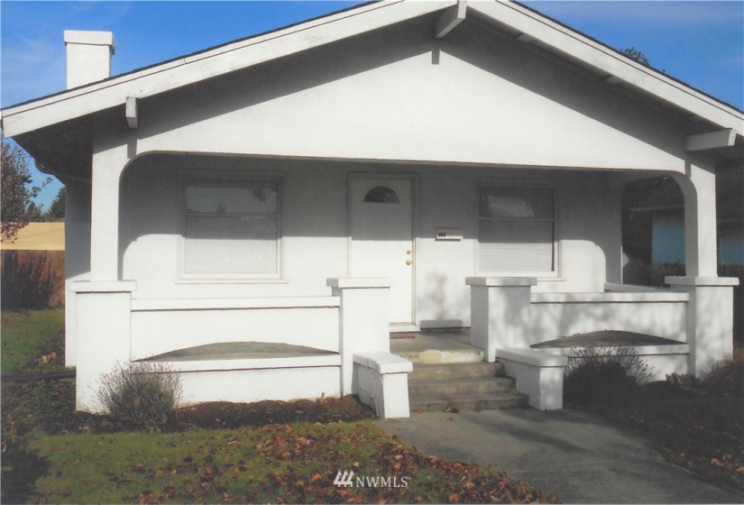 611 Stewart, Puyallup, Washington 98371, ,Residential Income,For Sale,AJ Millers 2nd Addition,Stewart,NWM1840929