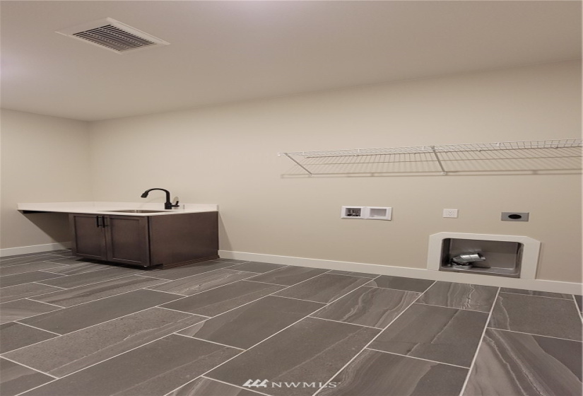 122 Lost Spoke, Wenatchee, Washington 98801, 3 Bedrooms Bedrooms, ,3 BathroomsBathrooms,Residential,For Sale,Smart Subdivision,Lost Spoke,NWM1841135