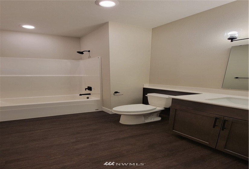 122 Lost Spoke, Wenatchee, Washington 98801, 3 Bedrooms Bedrooms, ,3 BathroomsBathrooms,Residential,For Sale,Smart Subdivision,Lost Spoke,NWM1841135