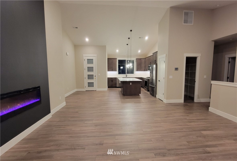122 Lost Spoke, Wenatchee, Washington 98801, 3 Bedrooms Bedrooms, ,3 BathroomsBathrooms,Residential,For Sale,Smart Subdivision,Lost Spoke,NWM1841135