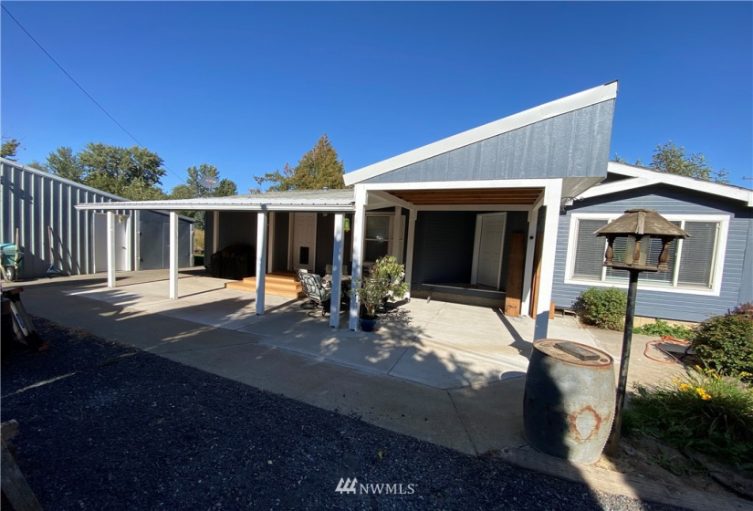 304 Commercial, Dayton, Washington 99328, 3 Bedrooms Bedrooms, ,2 BathroomsBathrooms,Residential,For Sale,Commercial,NWM1841372
