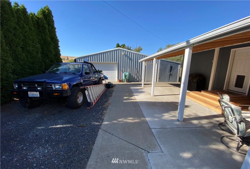304 Commercial, Dayton, Washington 99328, 3 Bedrooms Bedrooms, ,2 BathroomsBathrooms,Residential,For Sale,Commercial,NWM1841372