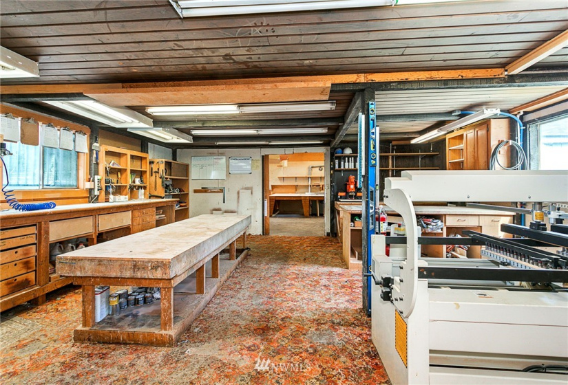 2608 Hartford, Lake Stevens, Washington 98258, ,Commercial Sale,For Sale,Hartford,NWM1840082