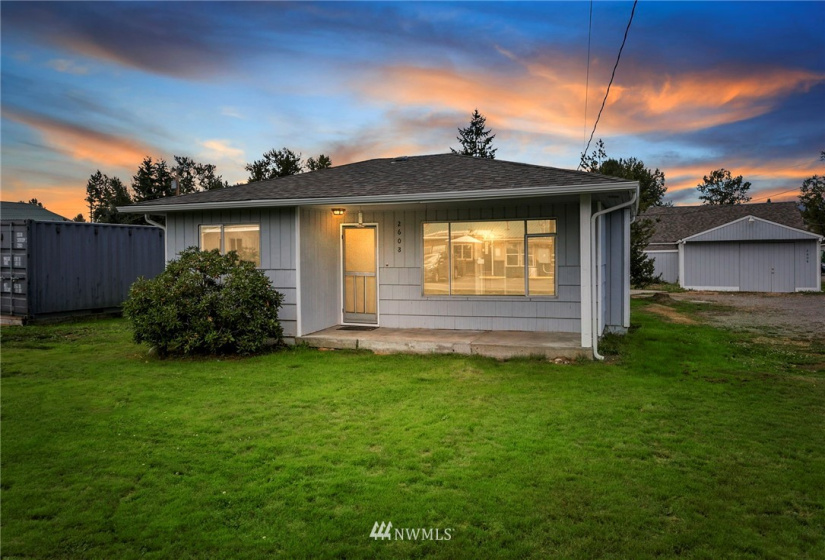 2608 Hartford, Lake Stevens, Washington 98258, ,Commercial Sale,For Sale,Hartford,NWM1840082
