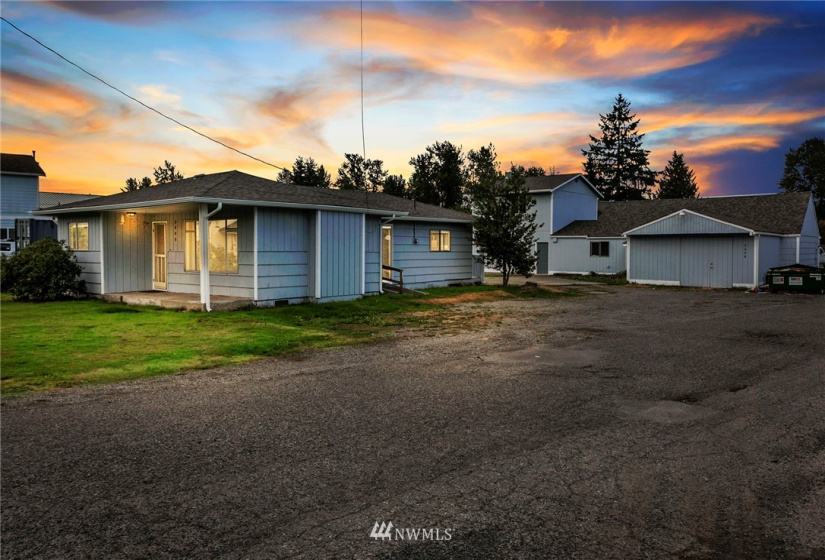 2608 Hartford, Lake Stevens, Washington 98258, ,Commercial Sale,For Sale,Hartford,NWM1840082
