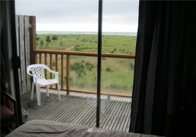 304 14th, Long Beach, Washington 98631, 1 Bedroom Bedrooms, ,2 BathroomsBathrooms,Residential,For Sale,Chautauqua Lodge,14th,NWM1840326