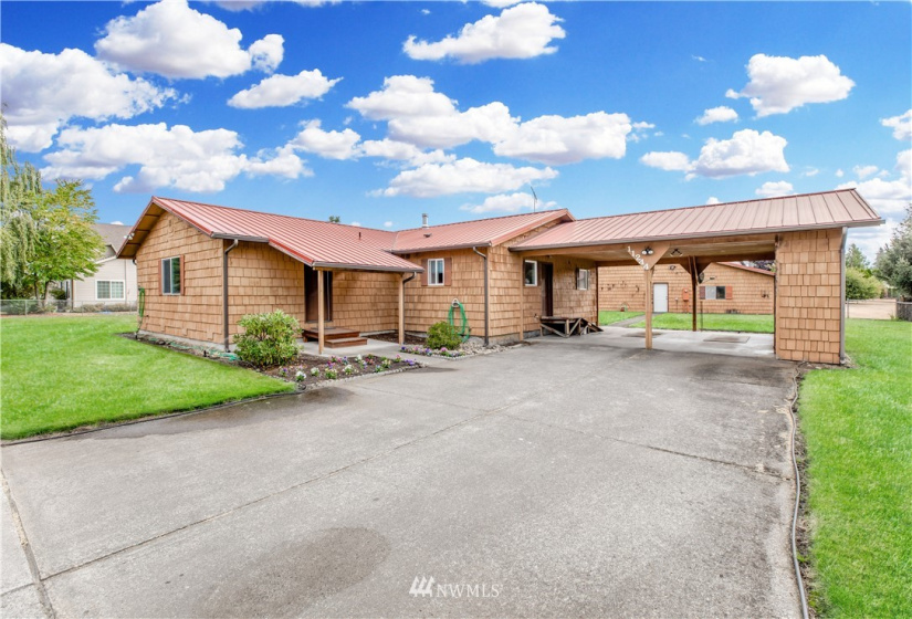 11244 Aero Lane, Yelm, Washington 98597, 3 Bedrooms Bedrooms, ,2 BathroomsBathrooms,Residential,For Sale,Aero Lane,NWM1840616