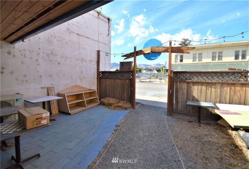 227 2nd, Okanogan, Washington 98840, ,Commercial Sale,For Sale,2nd,NWM1841586