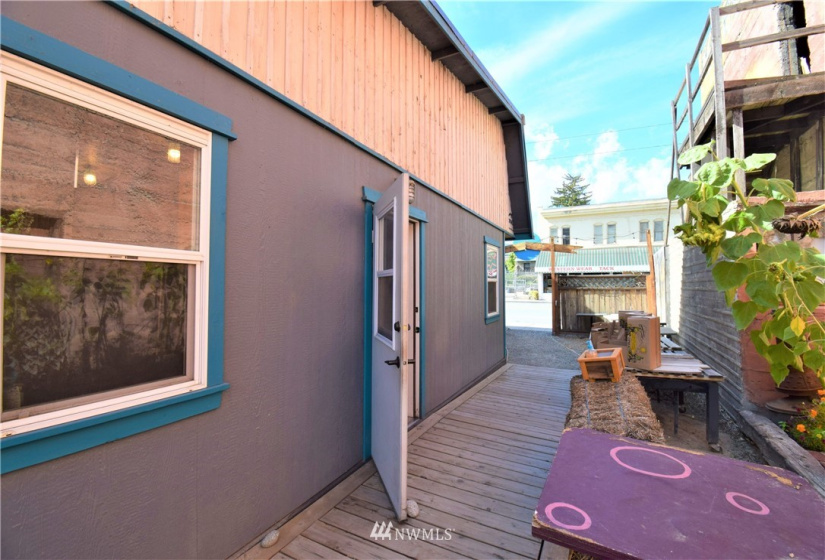 227 2nd, Okanogan, Washington 98840, ,Commercial Sale,For Sale,2nd,NWM1841586
