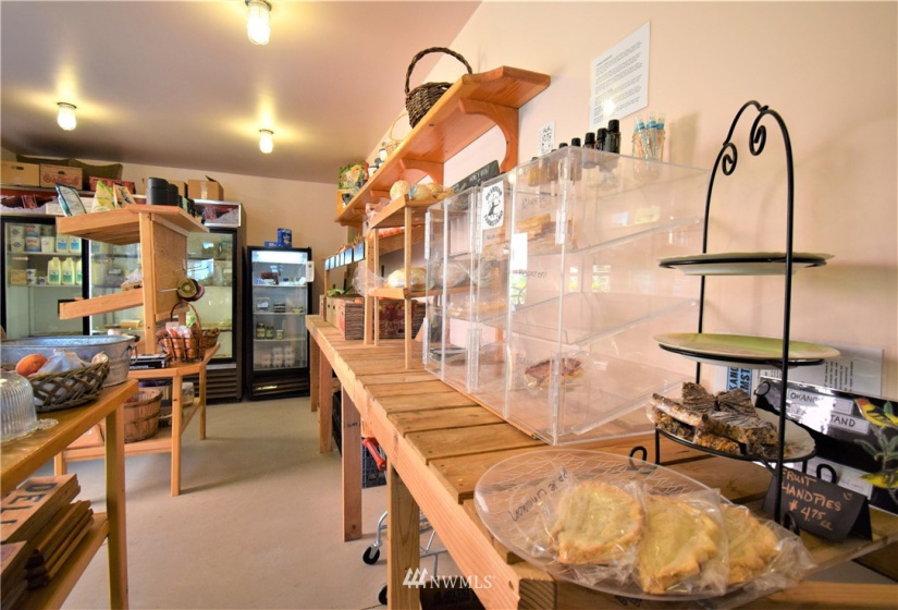 227 2nd, Okanogan, Washington 98840, ,Commercial Sale,For Sale,2nd,NWM1841586