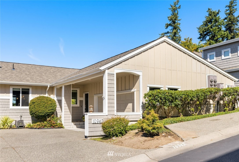 10942 Villa Monte Dr, Mukilteo, Washington 98275, 2 Bedrooms Bedrooms, ,2 BathroomsBathrooms,Residential,For Sale,Villa Monte Dr,NWM1841511