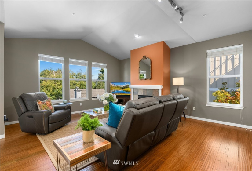 10942 Villa Monte Dr, Mukilteo, Washington 98275, 2 Bedrooms Bedrooms, ,2 BathroomsBathrooms,Residential,For Sale,Villa Monte Dr,NWM1841511