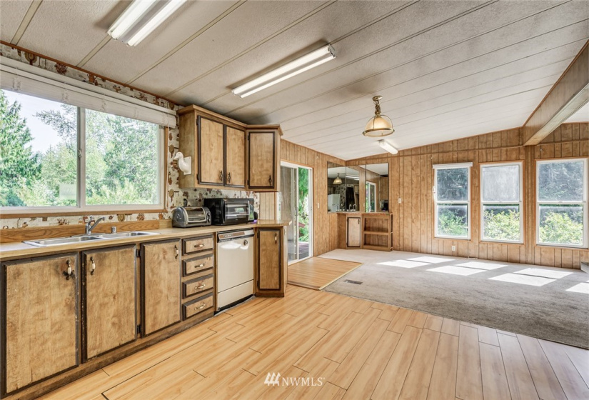 1621 161st, Snohomish, Washington 98290, 3 Bedrooms Bedrooms, ,1 BathroomBathrooms,Manufactured In Park,For Sale,161st,NWM1840292
