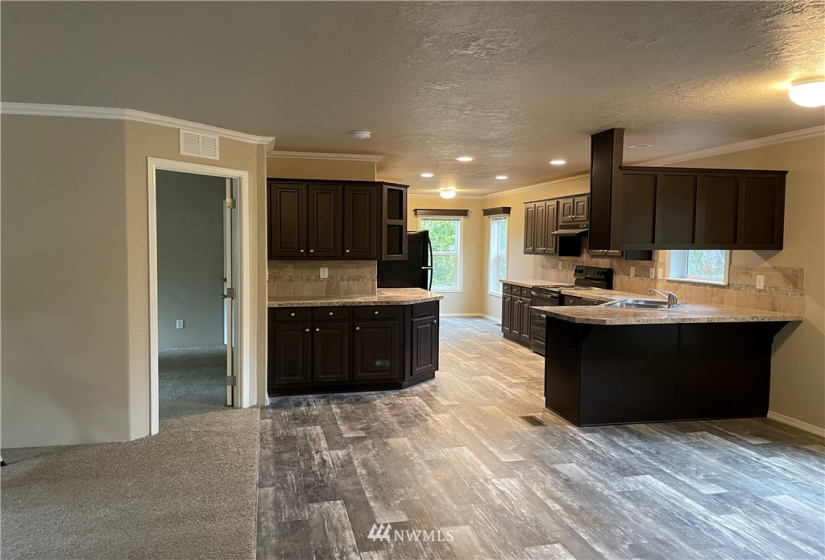 1518 197th, Lakebay, Washington 98349, 3 Bedrooms Bedrooms, ,2 BathroomsBathrooms,Manufactured In Park,For Sale,197th,NWM1834780