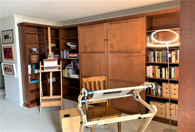 1101 Seneca, Seattle, Washington 98101, 3 Bedrooms Bedrooms, ,1 BathroomBathrooms,Residential,For Sale,Parkview Plaza,Seneca,NWM1842014