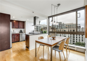 1101 Seneca, Seattle, Washington 98101, 3 Bedrooms Bedrooms, ,1 BathroomBathrooms,Residential,For Sale,Parkview Plaza,Seneca,NWM1842014