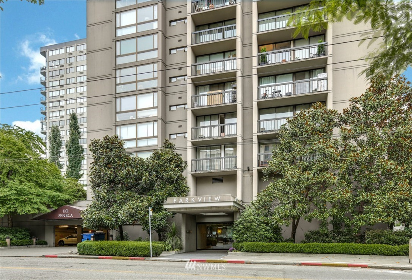 1101 Seneca, Seattle, Washington 98101, 3 Bedrooms Bedrooms, ,1 BathroomBathrooms,Residential,For Sale,Parkview Plaza,Seneca,NWM1842014