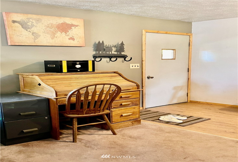 28 Race, Danville, Washington 99121, 5 Bedrooms Bedrooms, ,1 BathroomBathrooms,Residential,For Sale,Danville Townsite,Race,NWM1842036