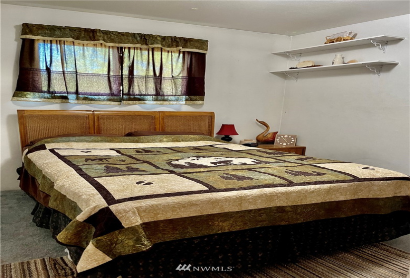 28 Race, Danville, Washington 99121, 5 Bedrooms Bedrooms, ,1 BathroomBathrooms,Residential,For Sale,Danville Townsite,Race,NWM1842036