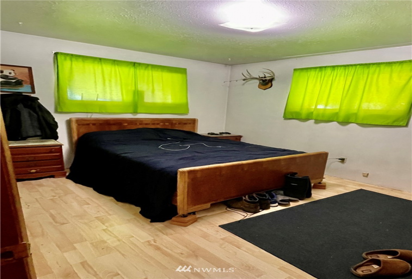 28 Race, Danville, Washington 99121, 5 Bedrooms Bedrooms, ,1 BathroomBathrooms,Residential,For Sale,Danville Townsite,Race,NWM1842036