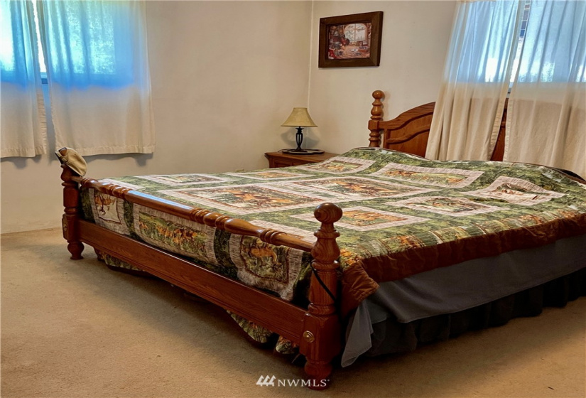 28 Race, Danville, Washington 99121, 5 Bedrooms Bedrooms, ,1 BathroomBathrooms,Residential,For Sale,Danville Townsite,Race,NWM1842036