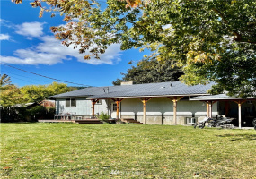 28 Race, Danville, Washington 99121, 5 Bedrooms Bedrooms, ,1 BathroomBathrooms,Residential,For Sale,Danville Townsite,Race,NWM1842036