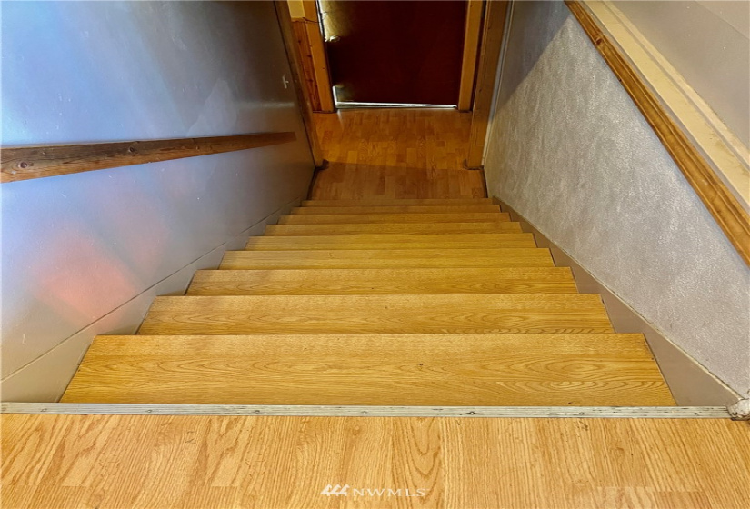 28 Race, Danville, Washington 99121, 5 Bedrooms Bedrooms, ,1 BathroomBathrooms,Residential,For Sale,Danville Townsite,Race,NWM1842036