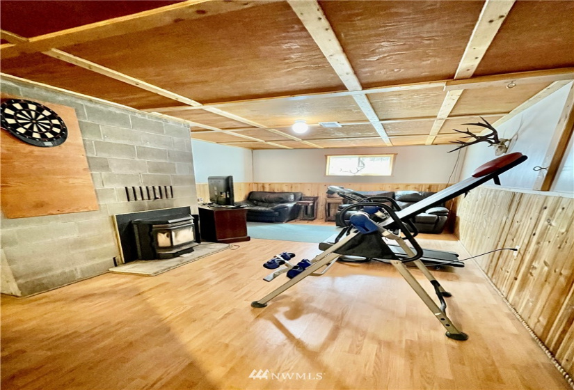 28 Race, Danville, Washington 99121, 5 Bedrooms Bedrooms, ,1 BathroomBathrooms,Residential,For Sale,Danville Townsite,Race,NWM1842036