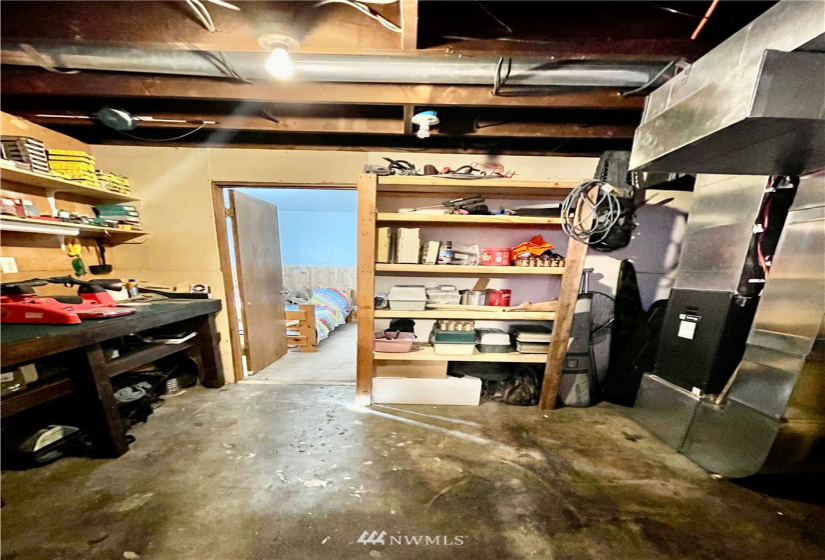 28 Race, Danville, Washington 99121, 5 Bedrooms Bedrooms, ,1 BathroomBathrooms,Residential,For Sale,Danville Townsite,Race,NWM1842036