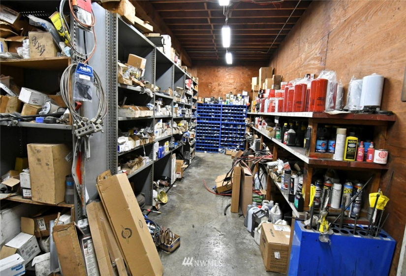 74 Newskah, Aberdeen, Washington 98520, ,Commercial Sale,For Sale,Newskah,NWM1842411