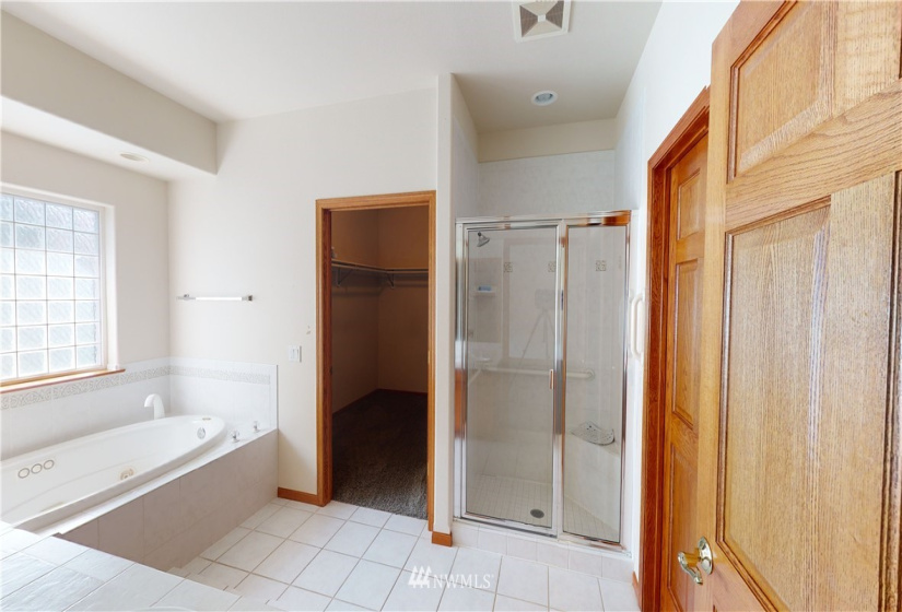 1015 Jelor, Walla Walla, Washington 99362, 3 Bedrooms Bedrooms, ,2 BathroomsBathrooms,Residential,For Sale,Country Glen Estates,Jelor,NWM1840251