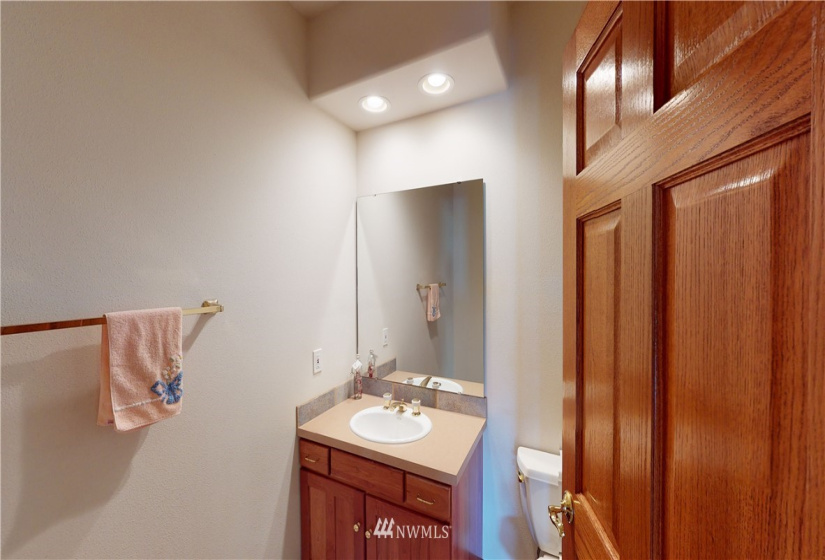 1015 Jelor, Walla Walla, Washington 99362, 3 Bedrooms Bedrooms, ,2 BathroomsBathrooms,Residential,For Sale,Country Glen Estates,Jelor,NWM1840251