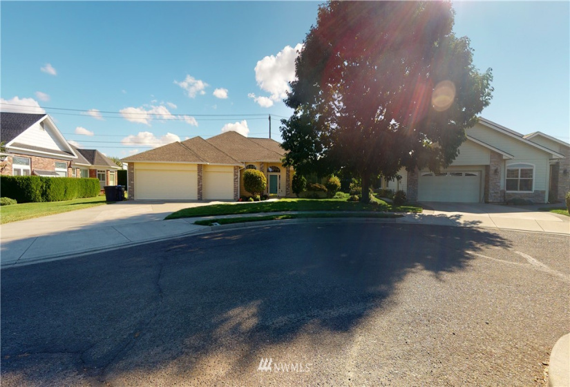 1015 Jelor, Walla Walla, Washington 99362, 3 Bedrooms Bedrooms, ,2 BathroomsBathrooms,Residential,For Sale,Country Glen Estates,Jelor,NWM1840251