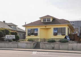 212 Chelan, Wenatchee, Washington 98801, ,Commercial Sale,For Sale,Chelan,NWM1842656