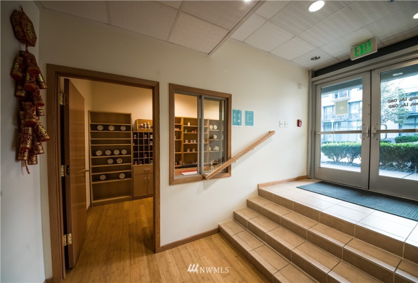 2701 Western, Seattle, Washington 98121, ,Commercial Sale,For Sale,Western,NWM1842009