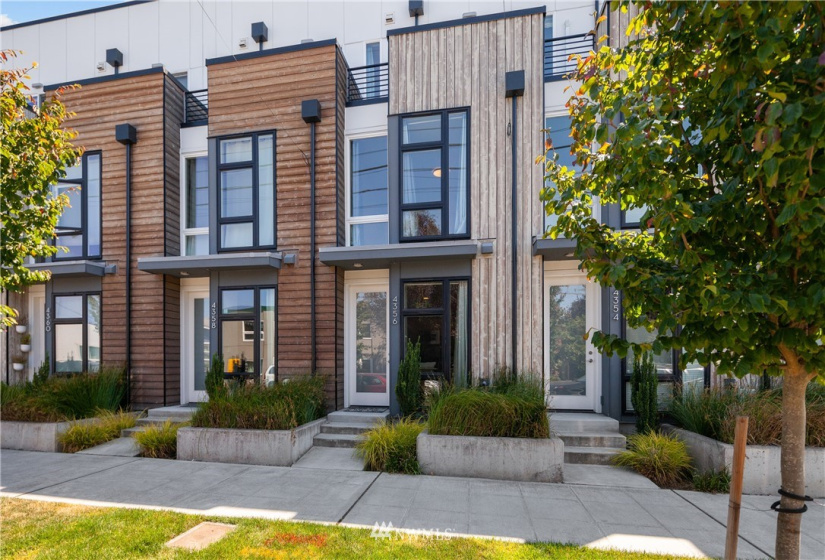 4356 6th, Seattle, Washington 98107, 2 Bedrooms Bedrooms, ,2 BathroomsBathrooms,Residential,For Sale,6th,NWM1843545