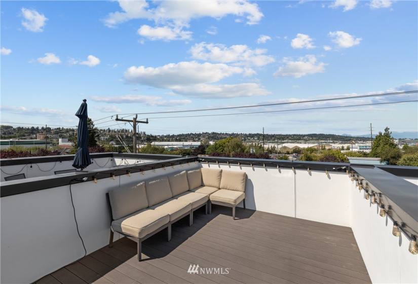 4356 6th, Seattle, Washington 98107, 2 Bedrooms Bedrooms, ,2 BathroomsBathrooms,Residential,For Sale,6th,NWM1843545
