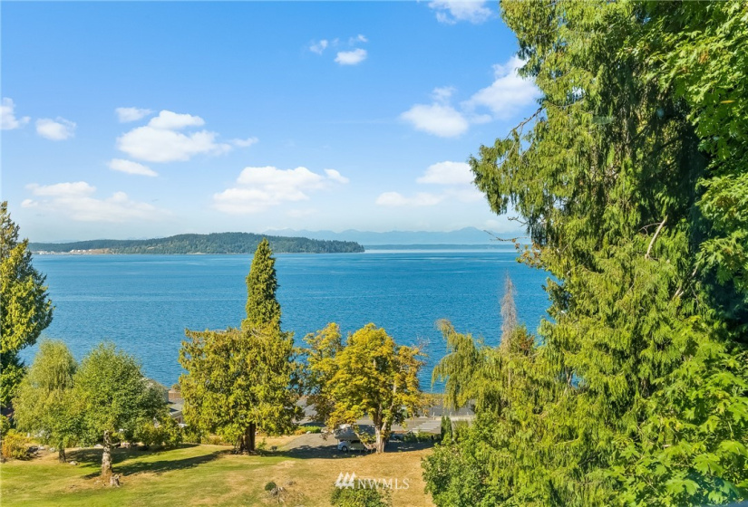 2403 Steilacoom, Steilacoom, Washington 98388, 4 Bedrooms Bedrooms, ,3 BathroomsBathrooms,Residential,For Sale,Steilacoom,NWM1843019