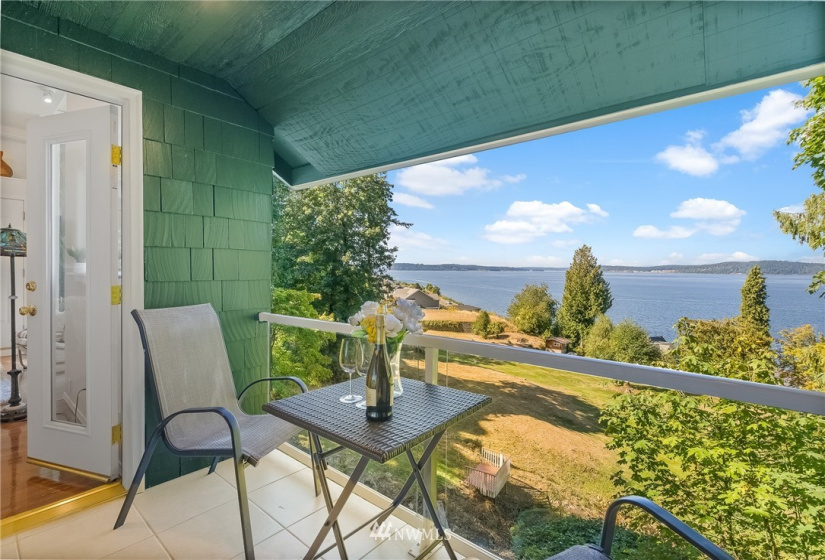 2403 Steilacoom, Steilacoom, Washington 98388, 4 Bedrooms Bedrooms, ,3 BathroomsBathrooms,Residential,For Sale,Steilacoom,NWM1843019