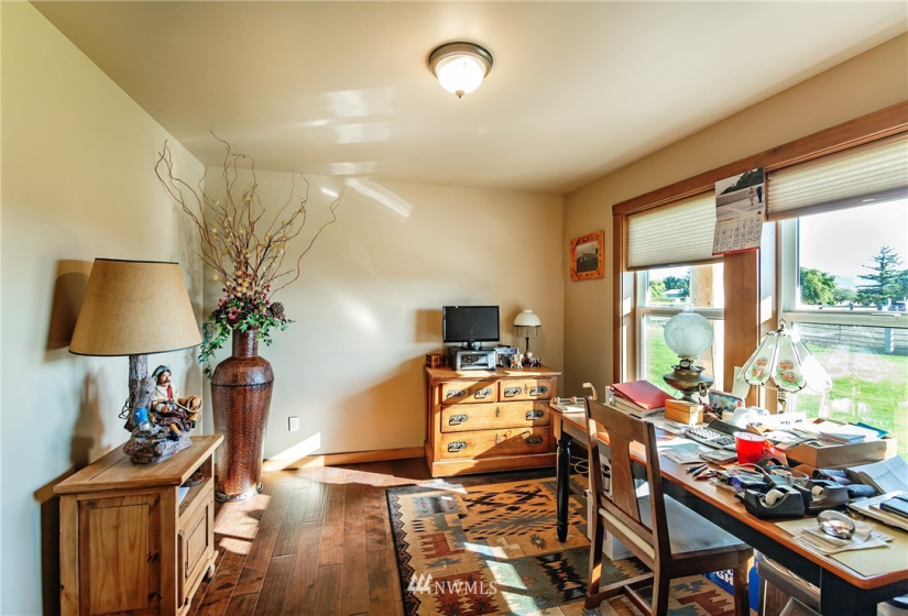 2690 Rader, Ellensburg, Washington 98926, 3 Bedrooms Bedrooms, ,1 BathroomBathrooms,Farm,For Sale,Rader,NWM1843704