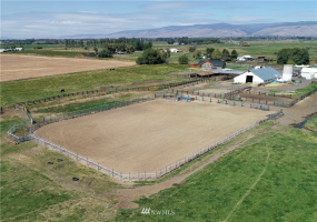 2690 Rader, Ellensburg, Washington 98926, 3 Bedrooms Bedrooms, ,1 BathroomBathrooms,Farm,For Sale,Rader,NWM1843704