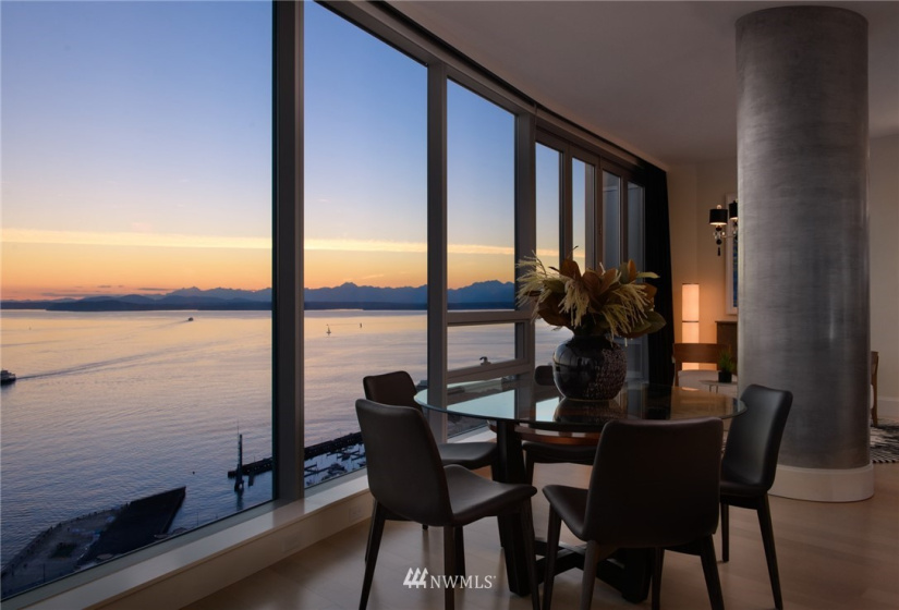 1521 2nd, Seattle, Washington 98101, 2 Bedrooms Bedrooms, ,1 BathroomBathrooms,Residential,For Sale,Fifteen Twenty-One Second Avenue,2nd,NWM1843810
