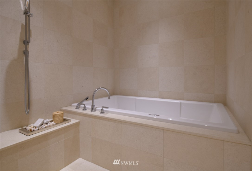 1521 2nd, Seattle, Washington 98101, 2 Bedrooms Bedrooms, ,1 BathroomBathrooms,Residential,For Sale,Fifteen Twenty-One Second Avenue,2nd,NWM1843810