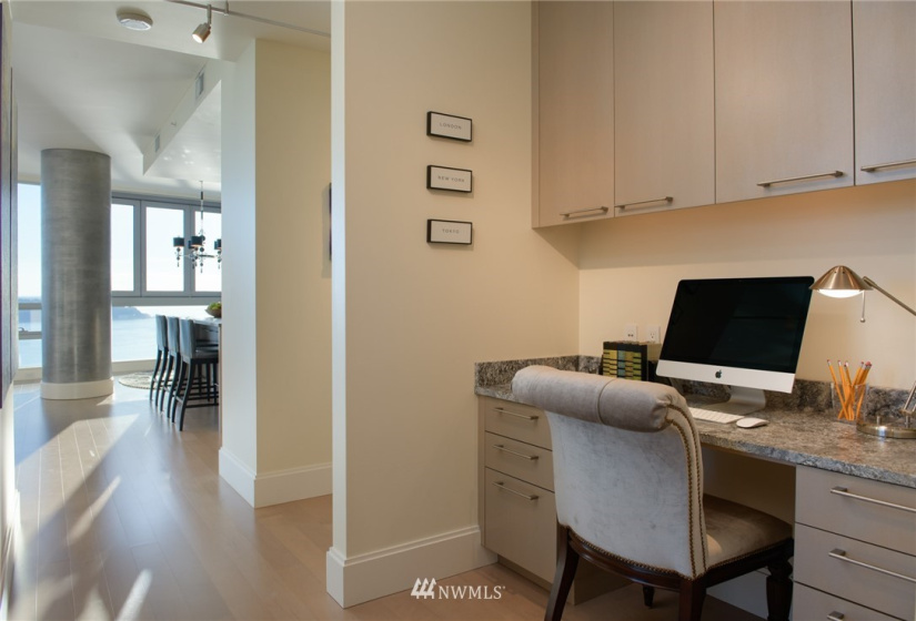 1521 2nd, Seattle, Washington 98101, 2 Bedrooms Bedrooms, ,1 BathroomBathrooms,Residential,For Sale,Fifteen Twenty-One Second Avenue,2nd,NWM1843810
