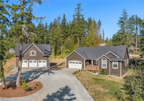 225 Durr, Camano Island, Washington 98282, 3 Bedrooms Bedrooms, ,3 BathroomsBathrooms,Residential,For Sale,Durr,NWM1843941