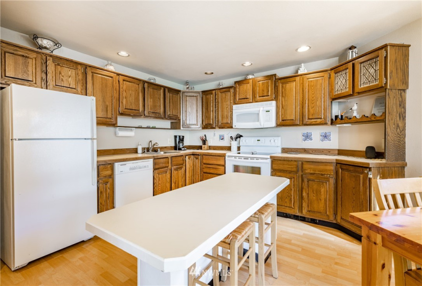 7806 Birch Bay, Blaine, Washington 98230, 2 Bedrooms Bedrooms, ,1 BathroomBathrooms,Residential,For Sale,Jacob's Landing,Birch Bay,NWM1842145