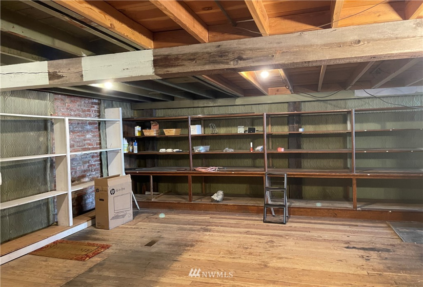 662 Clark, Republic, Washington 99166, ,Commercial Sale,For Sale,Clark,NWM1844701