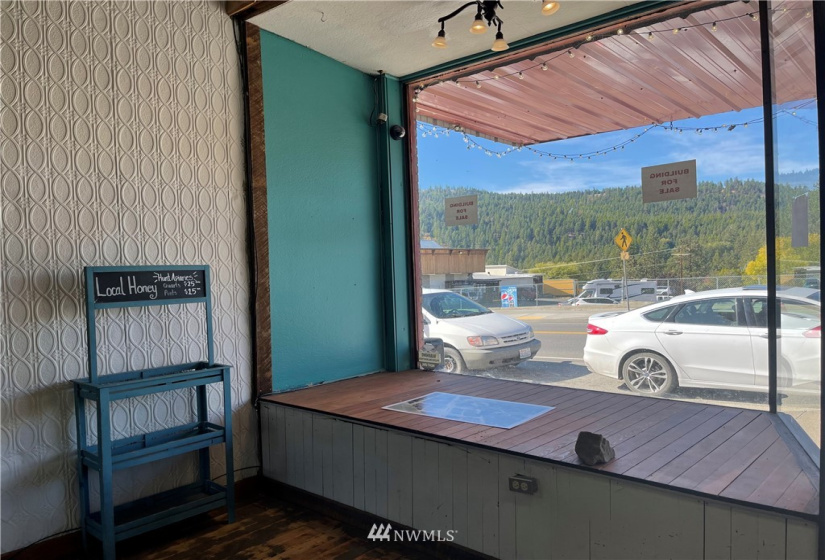662 Clark, Republic, Washington 99166, ,Commercial Sale,For Sale,Clark,NWM1844701