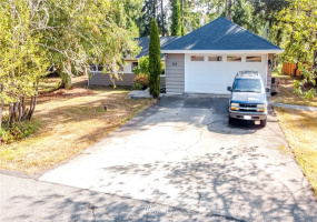 246 Kennicott, Chehalis, Washington 98532, 3 Bedrooms Bedrooms, ,1 BathroomBathrooms,Residential,For Sale,Kennicott,NWM1844799