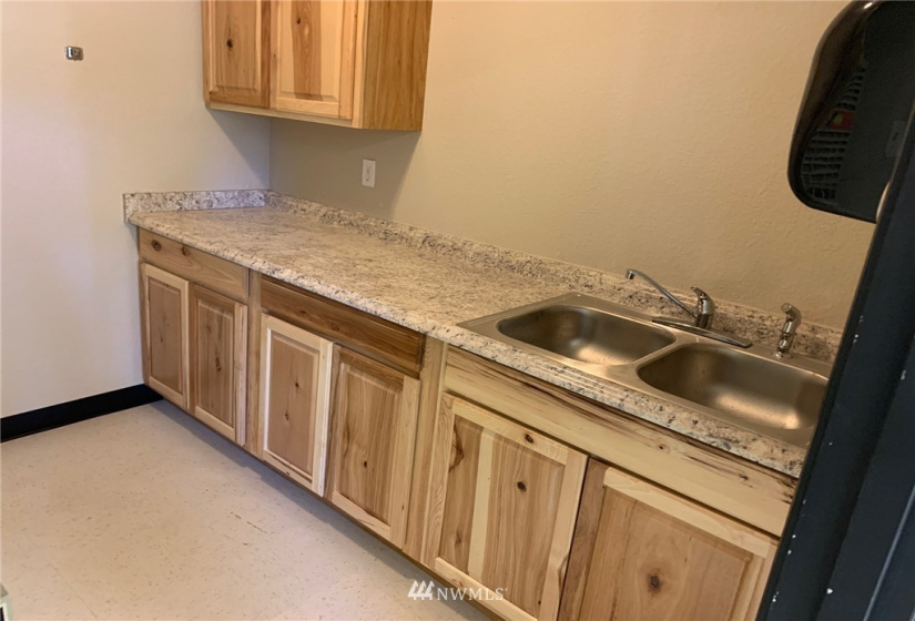 4127 Pacific, Lacey, Washington 98503, ,Commercial Sale,For Sale,Pacific,NWM1844986